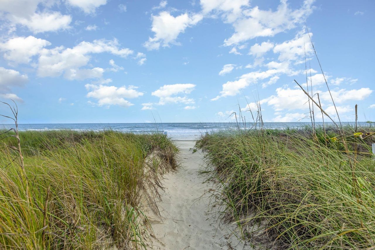 5001 N Ocean Blvd. Photo 22