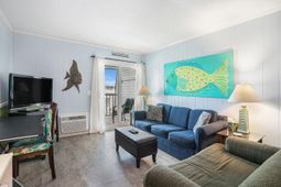 5001 N Ocean Blvd. photo 4