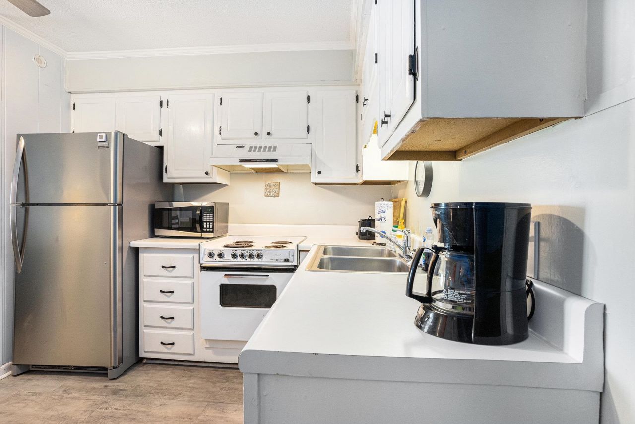 5001 N Ocean Blvd. Photo 8