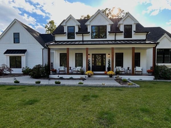 401 South Street, Foxboro, MA 02035