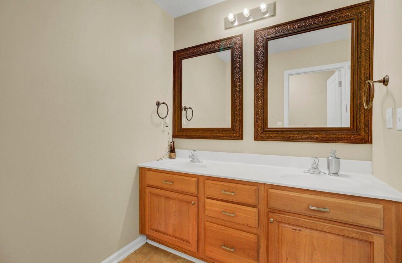 257 Grand Oaks Drive Photo 29