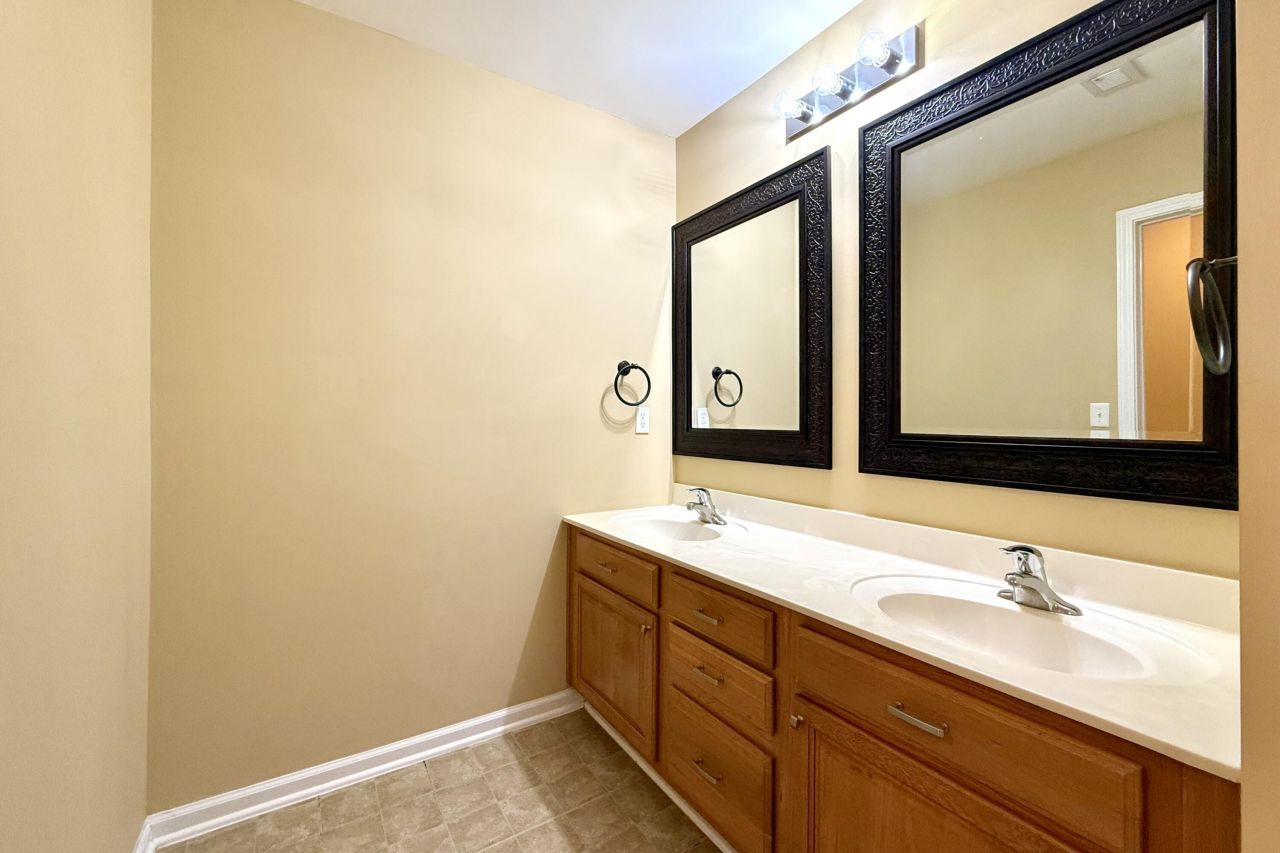 257 Grand Oaks Drive Photo 43