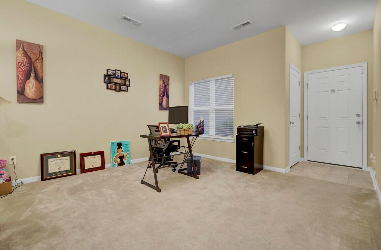 257 Grand Oaks Drive Photo 5