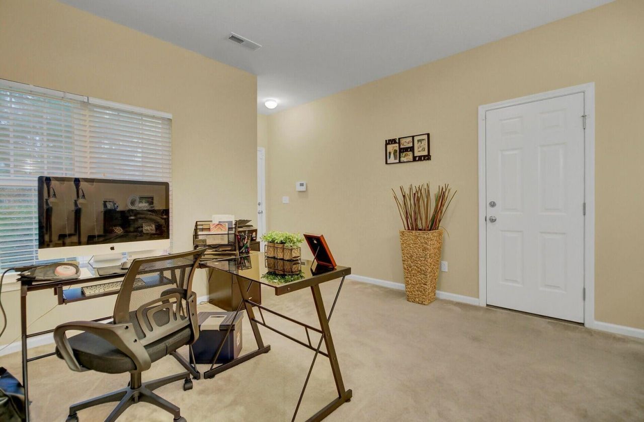 257 Grand Oaks Drive Photo 6