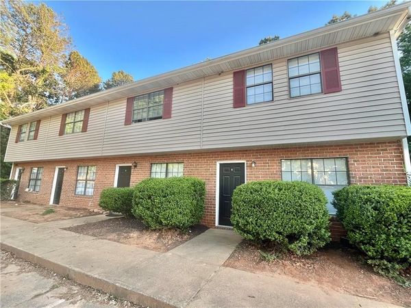 3743 Oakwood Hills Drive, Oakwood, GA 30566