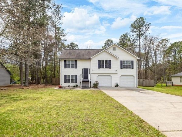 21 Camden Woods Drive NW, Cartersville, GA 30121