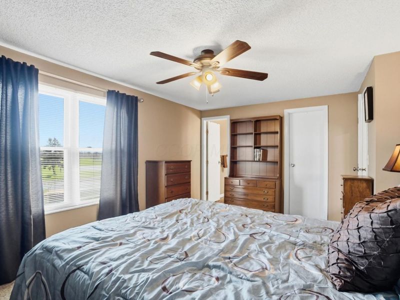 4990 Pegasus Court , Hilliard, OH 43026 Photo 22