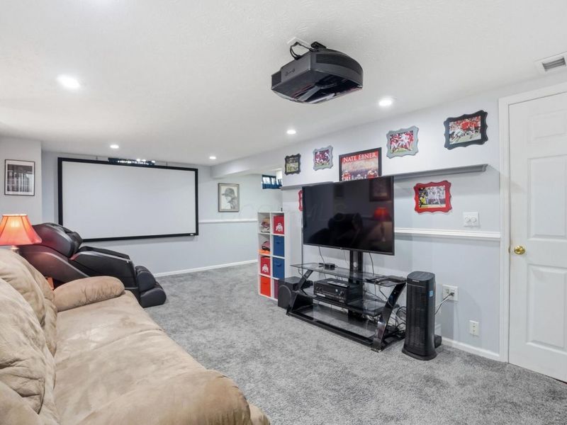 4990 Pegasus Court , Hilliard, OH 43026 Photo 40