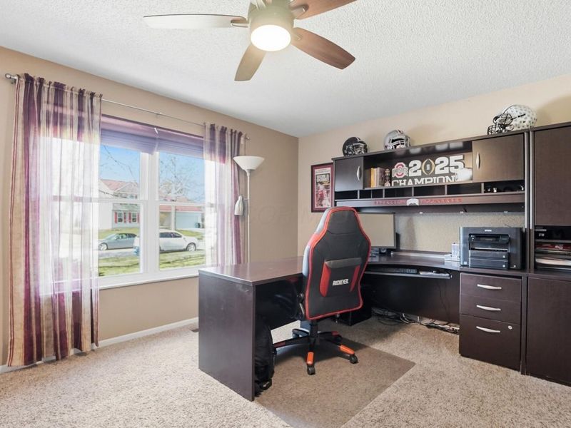 4990 Pegasus Court , Hilliard, OH 43026 Photo 5