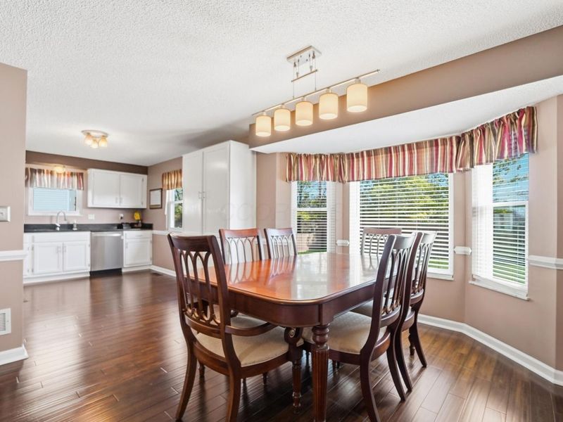 4990 Pegasus Court , Hilliard, OH 43026 Photo 8