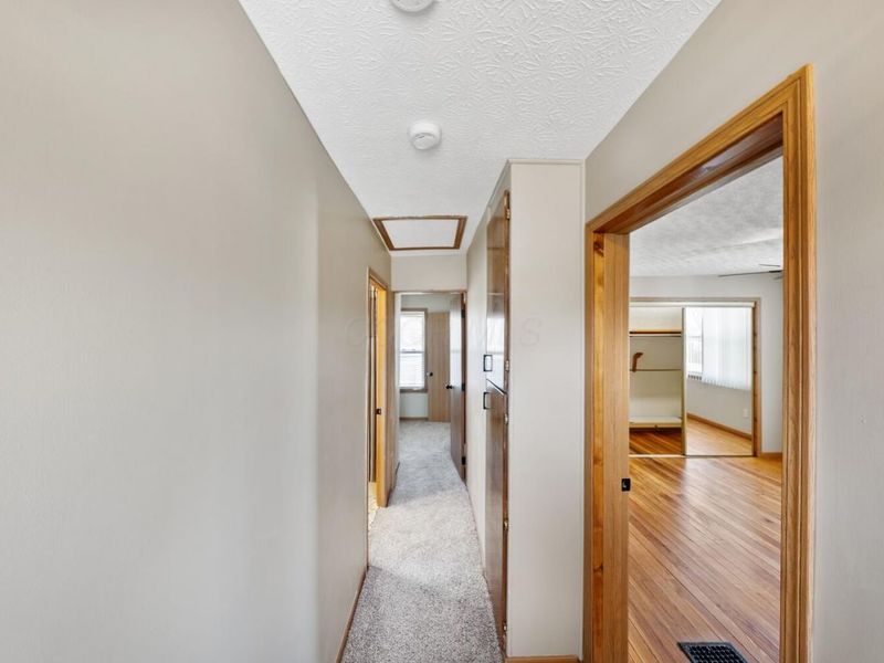 1905 Clifton Avenue , Columbus, OH 43219 Photo 26