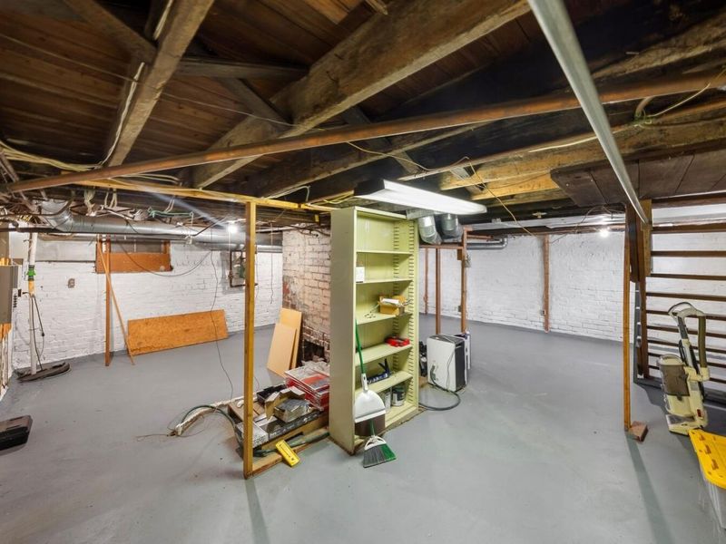 1905 Clifton Avenue , Columbus, OH 43219 Photo 29