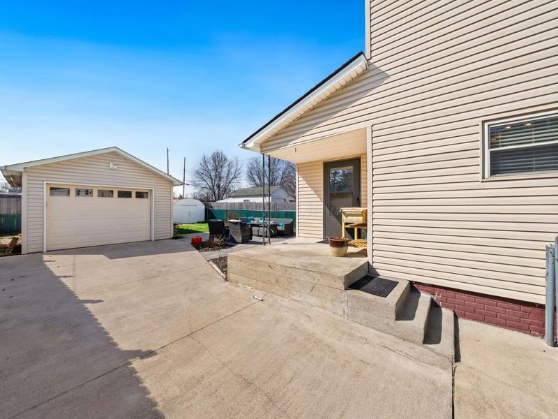 1905 Clifton Avenue , Columbus, OH 43219 Photo 30