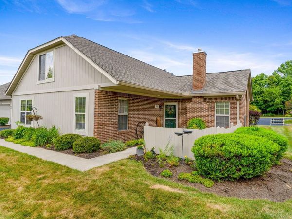 5532 Meadowood Lane , Westerville, OH 43082