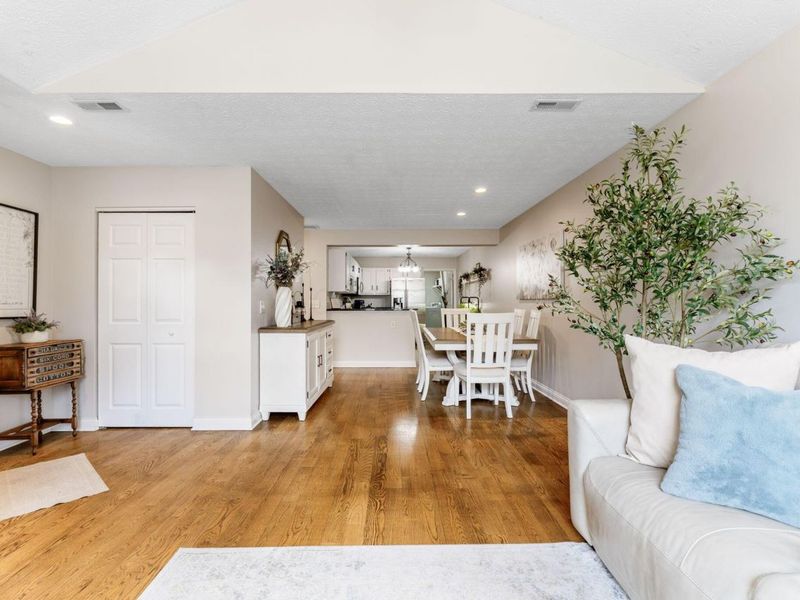 5532 Meadowood Lane , Westerville, OH 43082 Photo 16