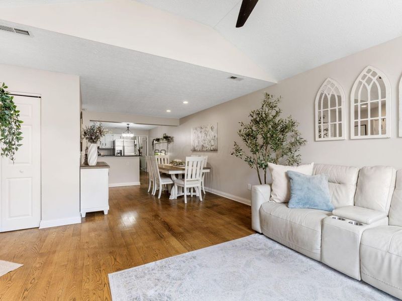 5532 Meadowood Lane , Westerville, OH 43082 Photo 17