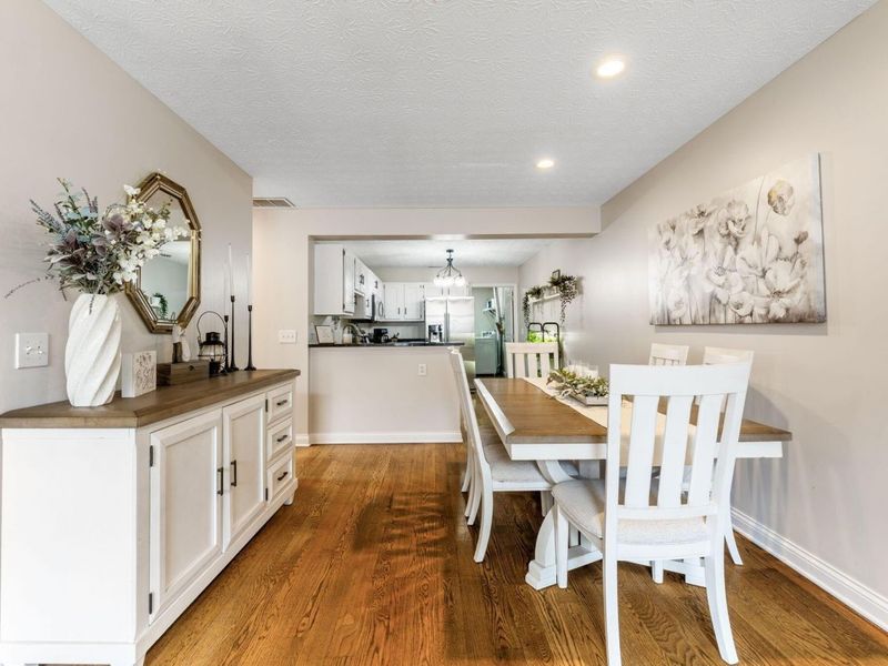 5532 Meadowood Lane , Westerville, OH 43082 Photo 18