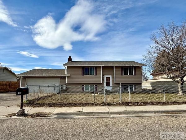 155 Hummingbird Lane, SHELLEY, ID 83274