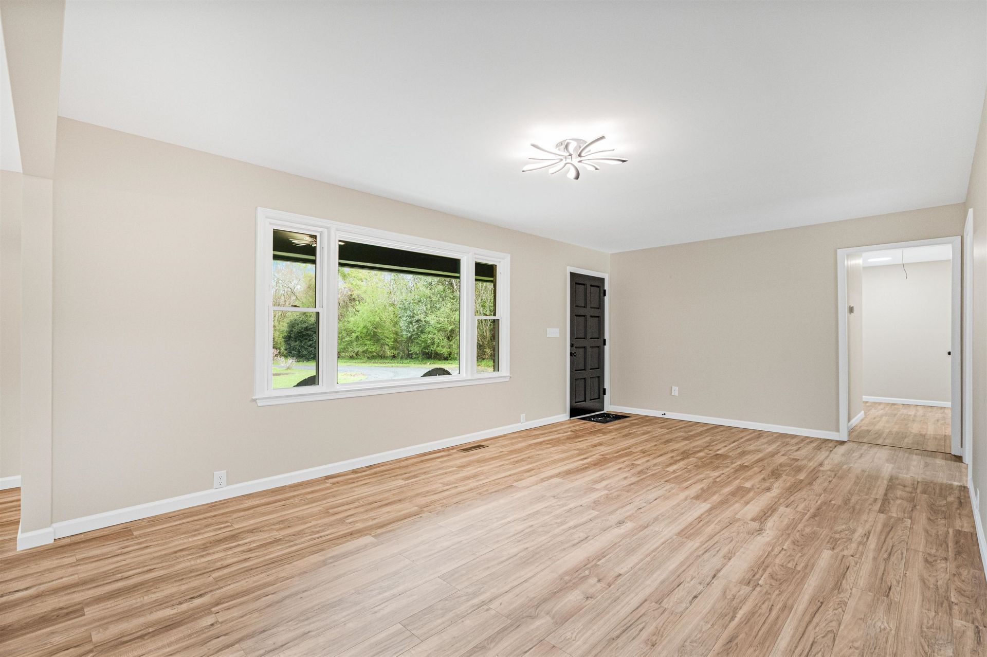 5944 Rose Hill Rd. Photo 6