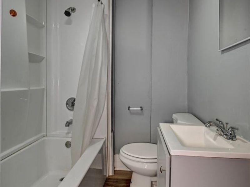 994 Perry Avenue, Barberton, OH 44203 Photo 17