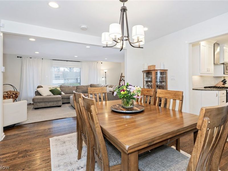 16237 Forest Hills Boulevard, Cleveland Heights, OH 44112 Photo 11