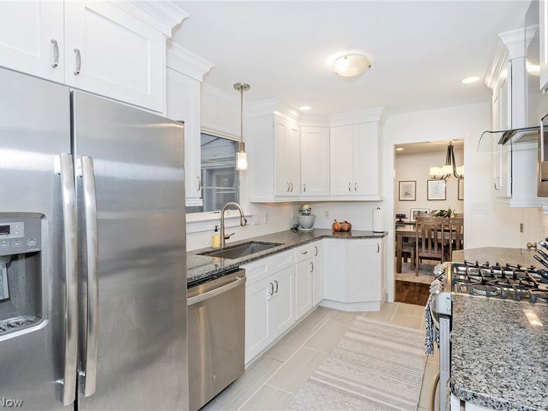 16237 Forest Hills Boulevard, Cleveland Heights, OH 44112 Photo 15