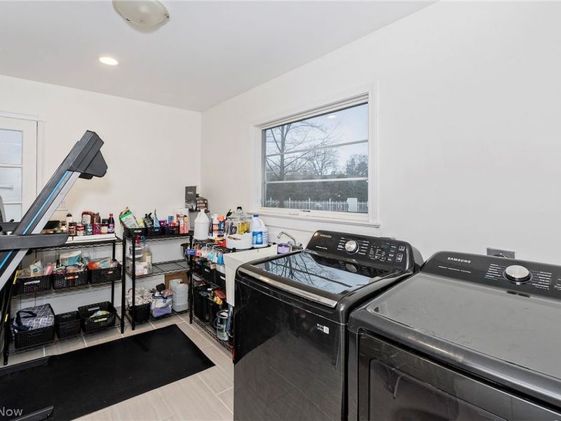 16237 Forest Hills Boulevard, Cleveland Heights, OH 44112 Photo 20