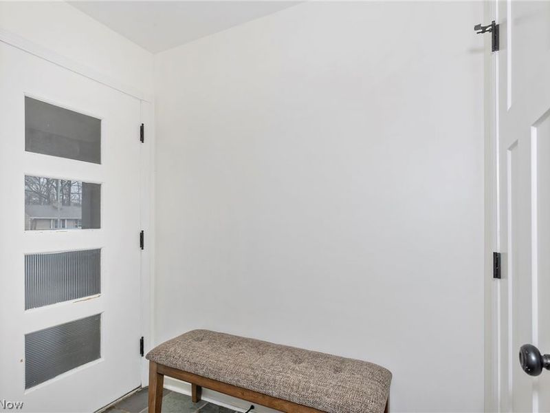 16237 Forest Hills Boulevard, Cleveland Heights, OH 44112 Photo 4