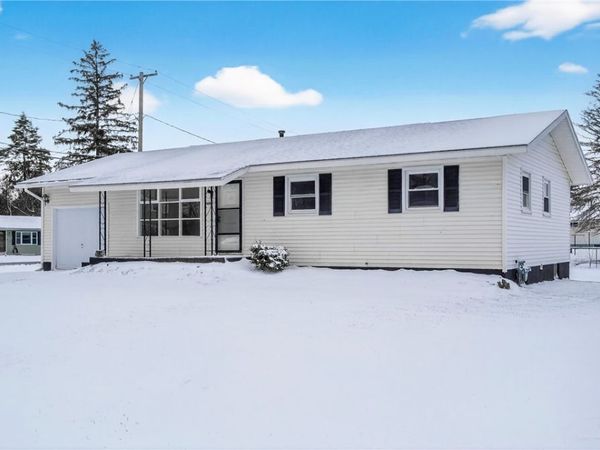 5887 Sutton Drive, Cicero, NY 13039