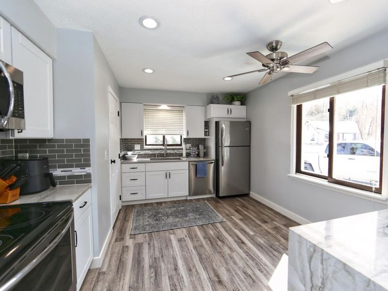 1137 Apple Valley Drive , Howard, OH 43028 Photo 17