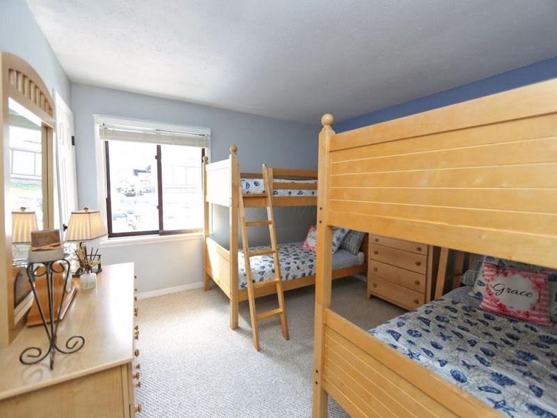 1137 Apple Valley Drive , Howard, OH 43028 Photo 27