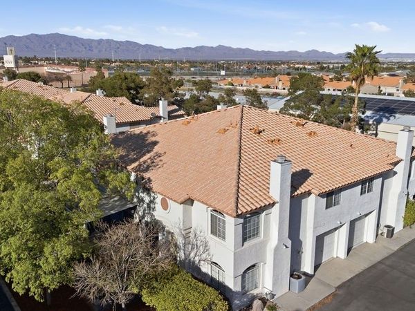 208 Star Cluster Circle, Las Vegas, NV 89145