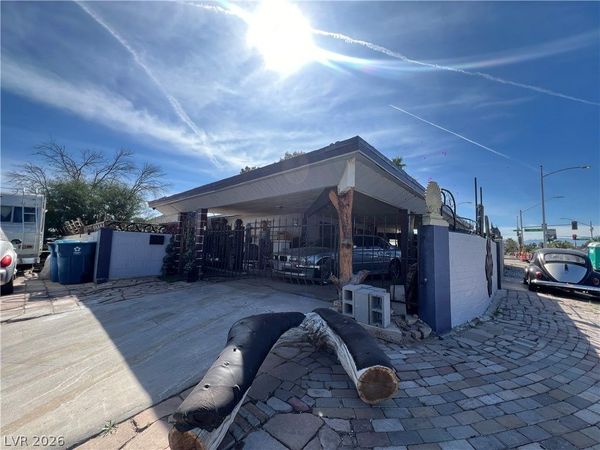 1200 Franklin Avenue, Las Vegas, NV 89104