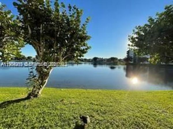 10060 NW 9th St Cir , Unit 4, Miami, FL 33172