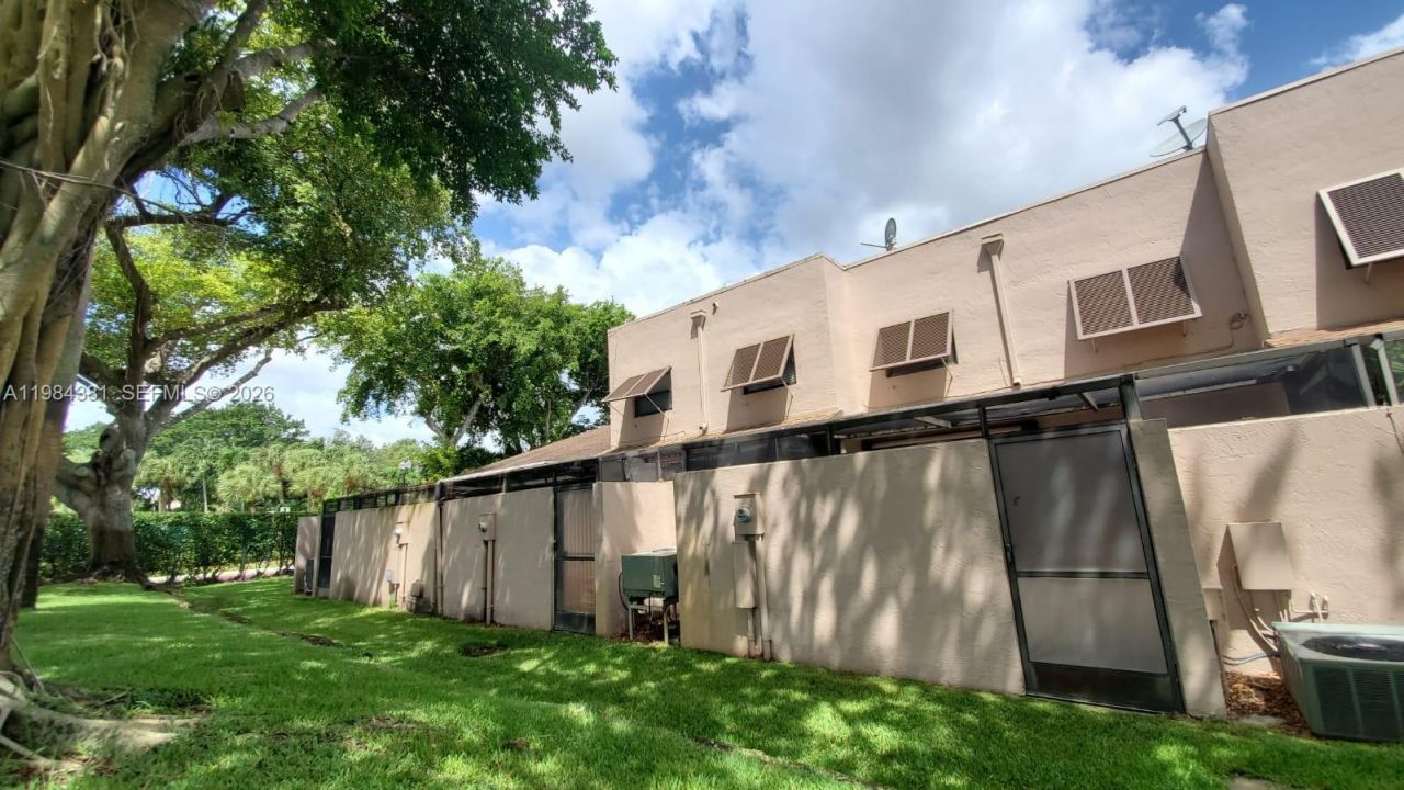 12266 NW 10th St , Pembroke Pines, FL 33026 Photo