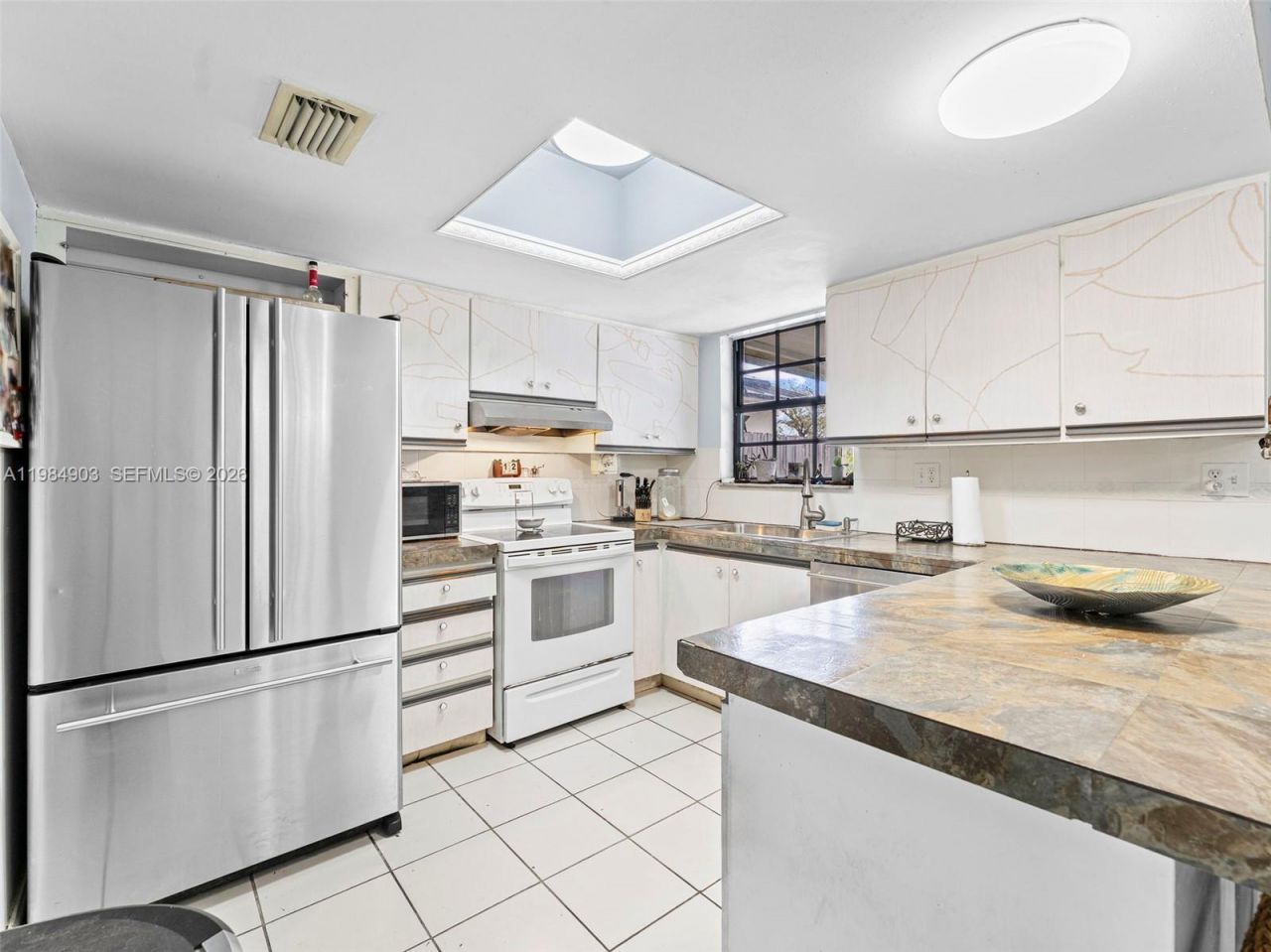 13811 SW 14th St, Miami, FL 33184 Photo