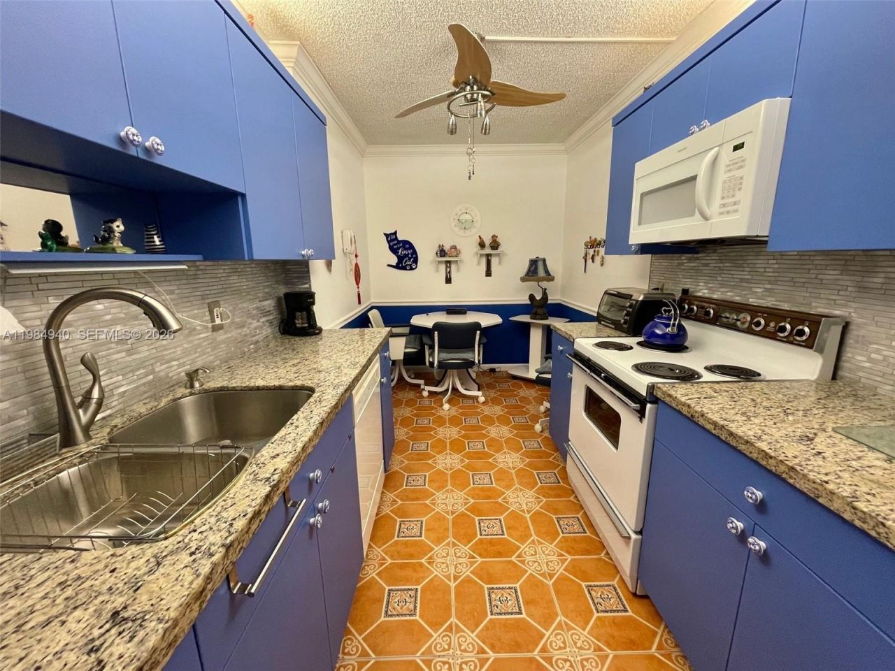 3850 Washington St , Unit 214, Hollywood, FL 33021 Photo