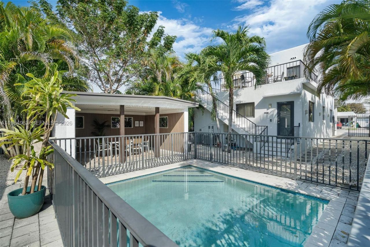 920 SW 9th St, Miami, FL 33130 Photo