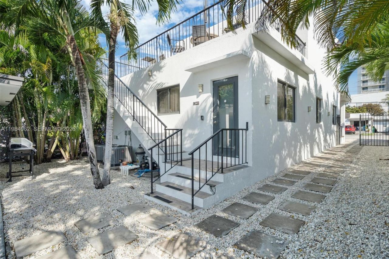 920 SW 9th St, Miami, FL 33130 Photo