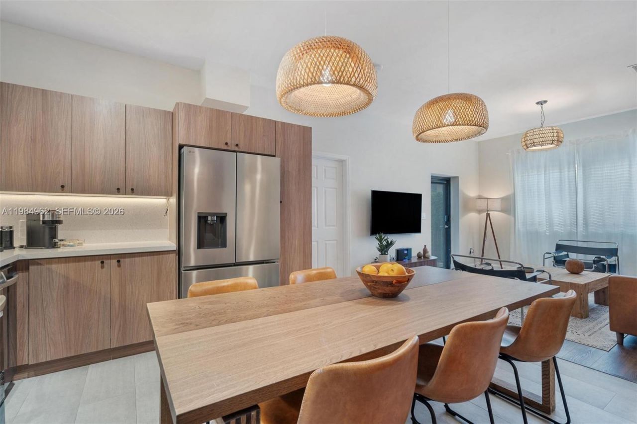 920 SW 9th St, Miami, FL 33130 Photo