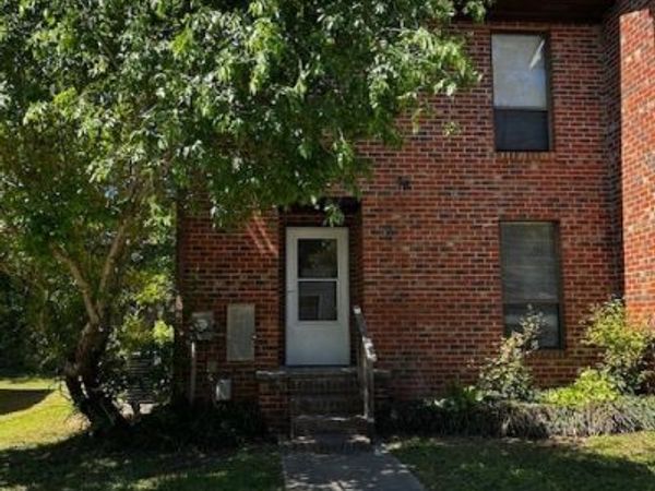 1406 Tangora Lane, Fayetteville, NC 28304