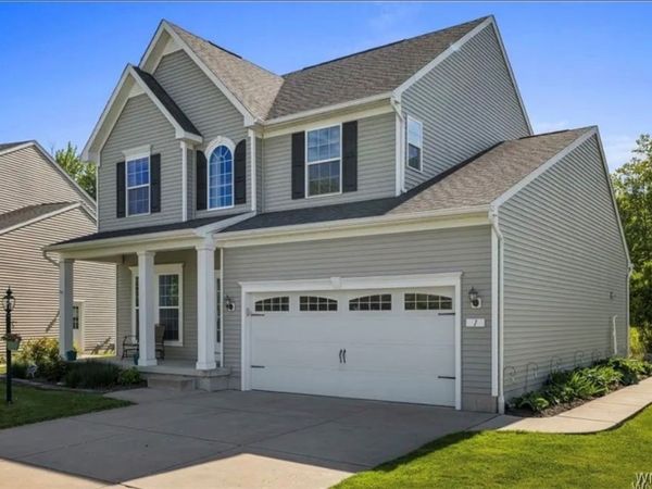 1 Skylark Lane, Niagara Falls, NY 14304