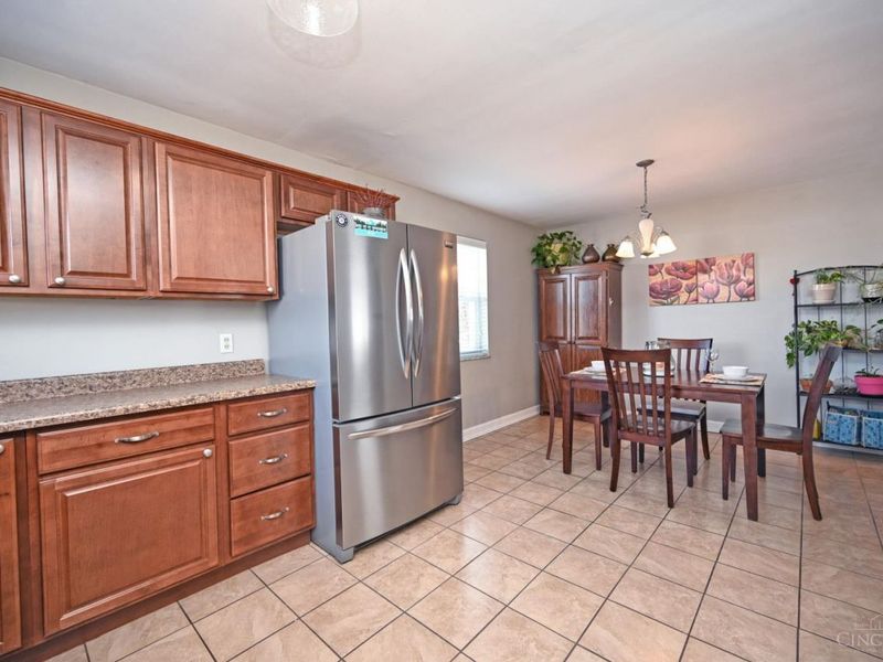 5722 Kroegermount Drive, Cincinnati, OH 45239 Photo 15