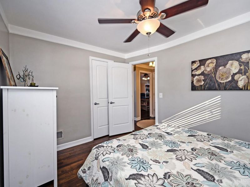 5722 Kroegermount Drive, Cincinnati, OH 45239 Photo 22