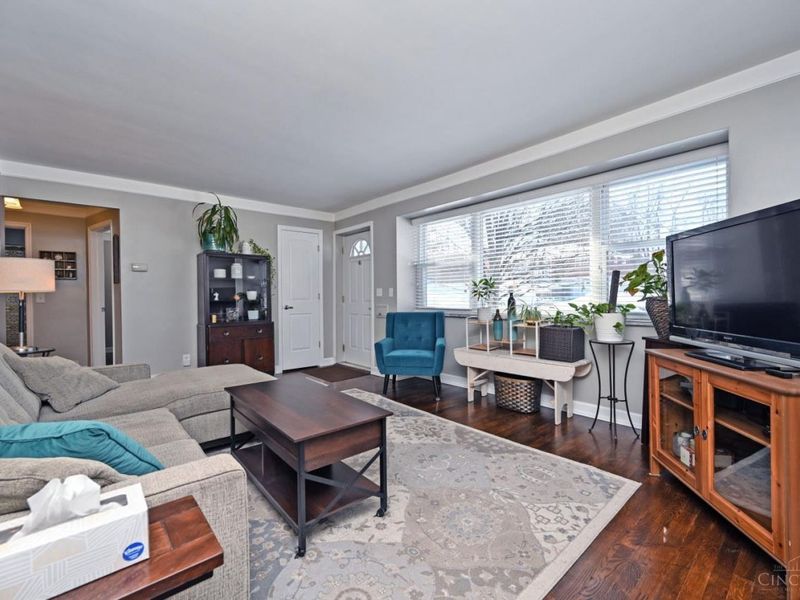 5722 Kroegermount Drive, Cincinnati, OH 45239 Photo 8