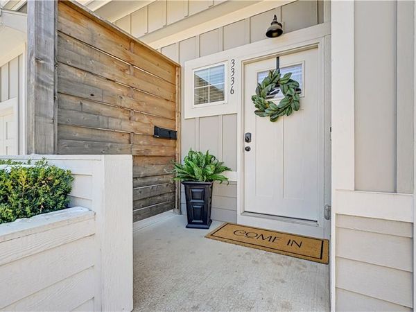 3336 Tracy Avenue, Kansas City, MO 64109