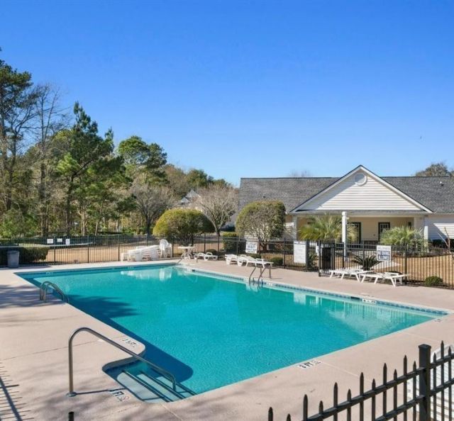 4380 Daphne Ln. Photo 11