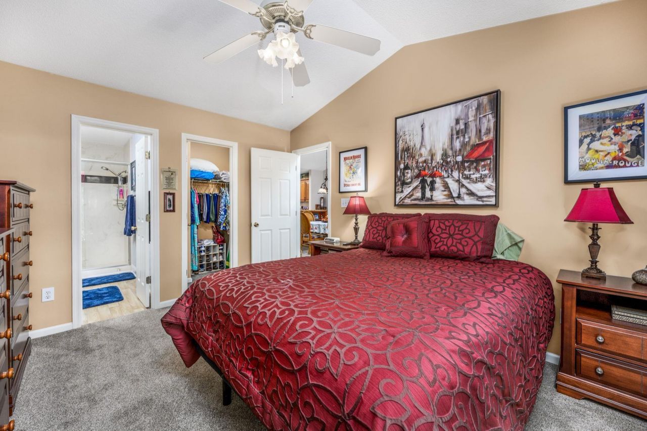 870 Fairway Dr. Photo 17