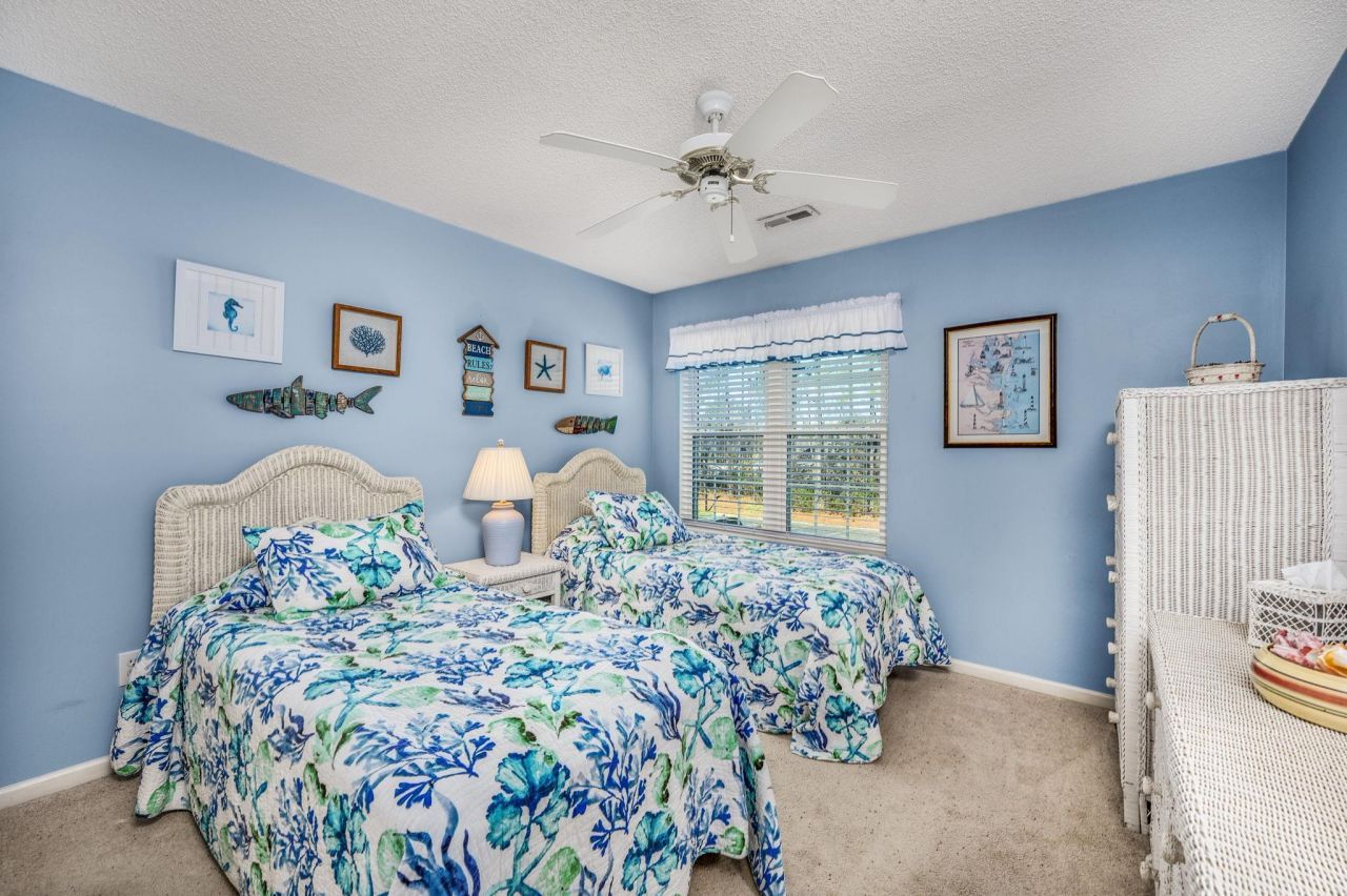 870 Fairway Dr. Photo 20