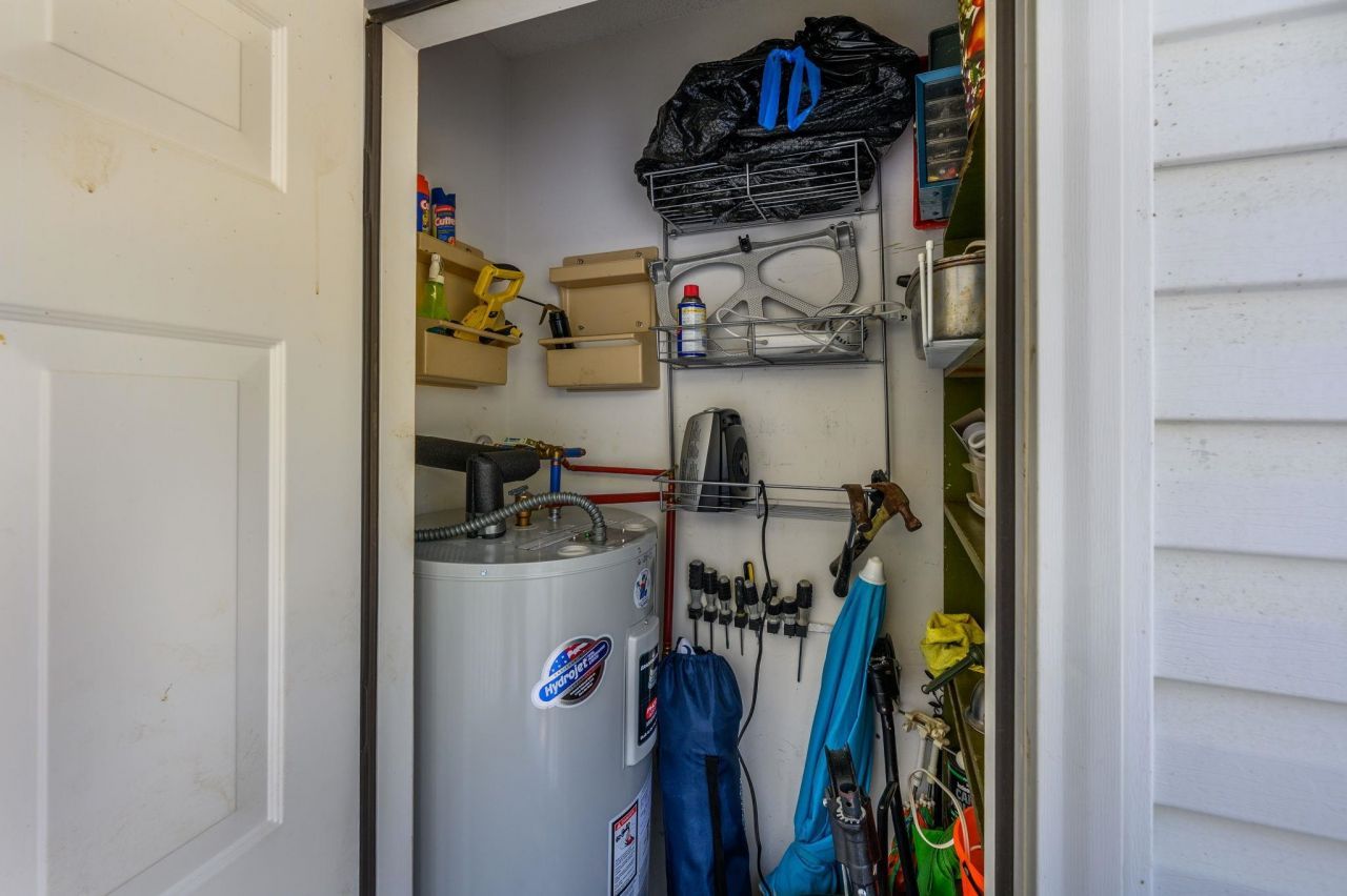 870 Fairway Dr. Photo 24